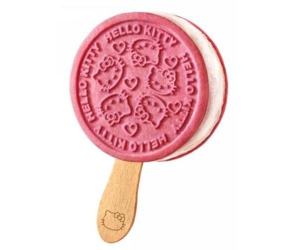 HELLO KITTY STICK SANDWICH